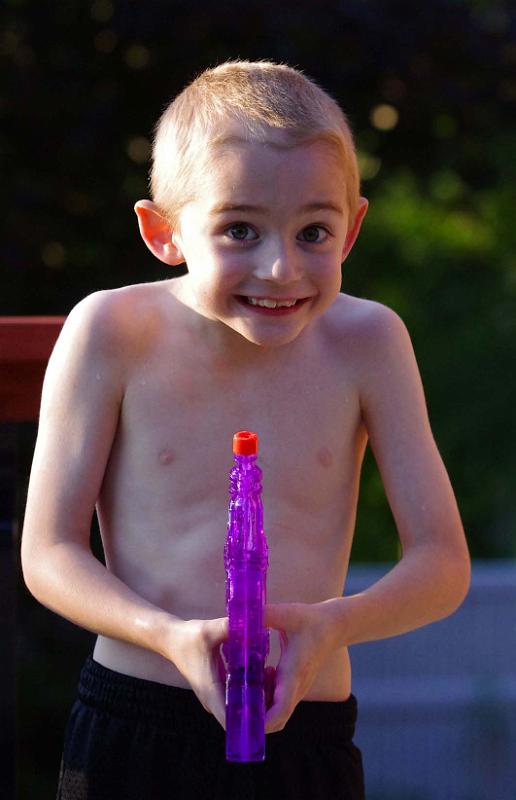 Jamie Squirt Gun 05.JPG